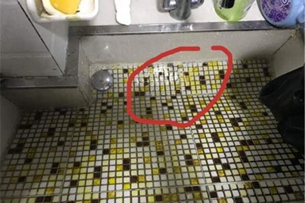 厨房水槽漏水用什么胶