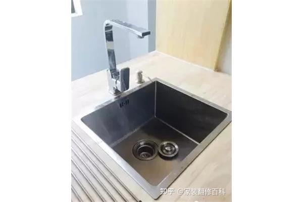 厨房水槽漏水用什么胶