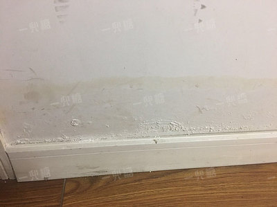 厨房墙角渗水