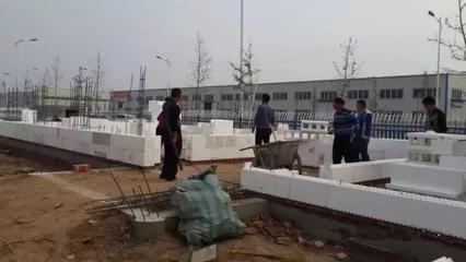 泡沫盖房子造价高吗