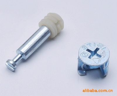 组合家具螺丝拆卸方法