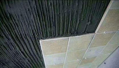 厨房地砖都裂了怎么办