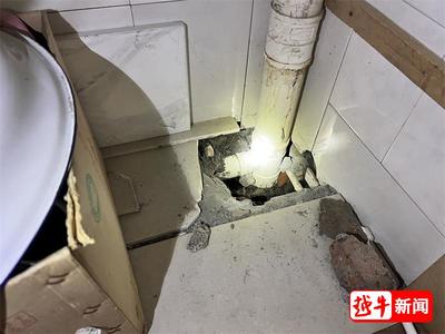 厨房地砖都裂了怎么办