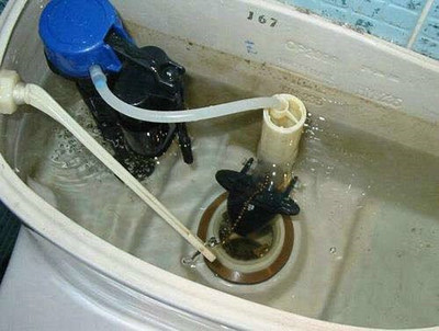 马桶进水管漏水怎么办