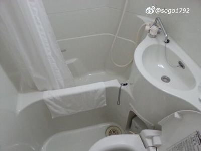 卫生间很小怎么设计