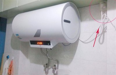 热水器费电么