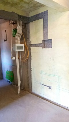 强电箱移位到厨房
