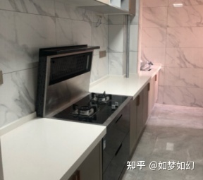 油烟机旁 厨房翻修