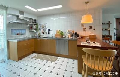 吧台带橱柜的宽度