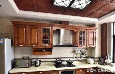 深棕色橱柜配什么颜色台面