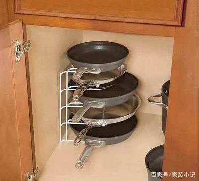 厨房挂锅柜子