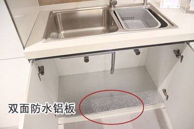 家里厨房橱柜漏水楼下