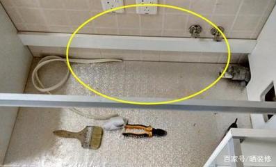 家里厨房橱柜漏水楼下