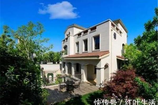 现在买别墅合适吗