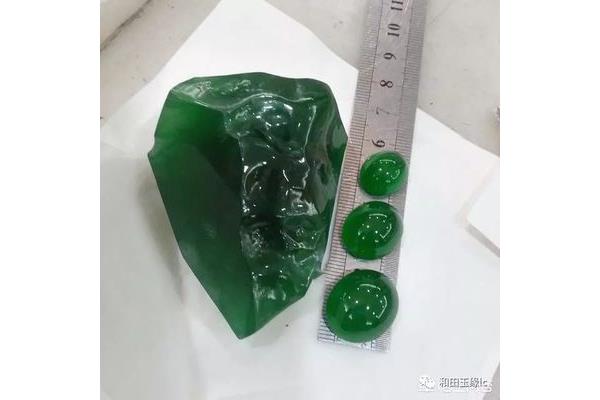 玻璃种帝王绿12亿