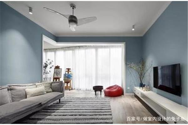 不做吊顶和背景墙
