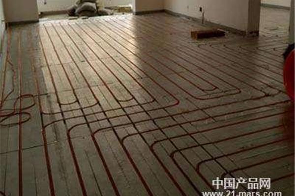 安装好地板改地暖