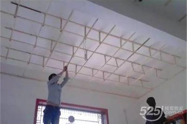 铝板木龙骨吊顶施工工艺